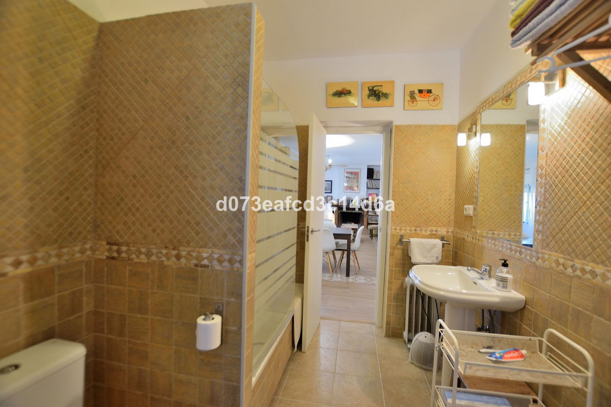 3 Bed Townhouse for sale in Ronda Costa Del Sol, Málaga, Spain