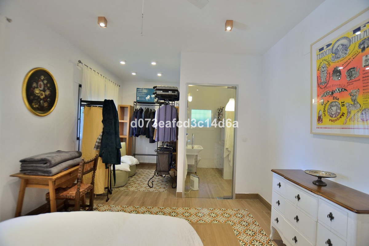 3 Bed Townhouse for sale in Ronda Costa Del Sol, Málaga, Spain