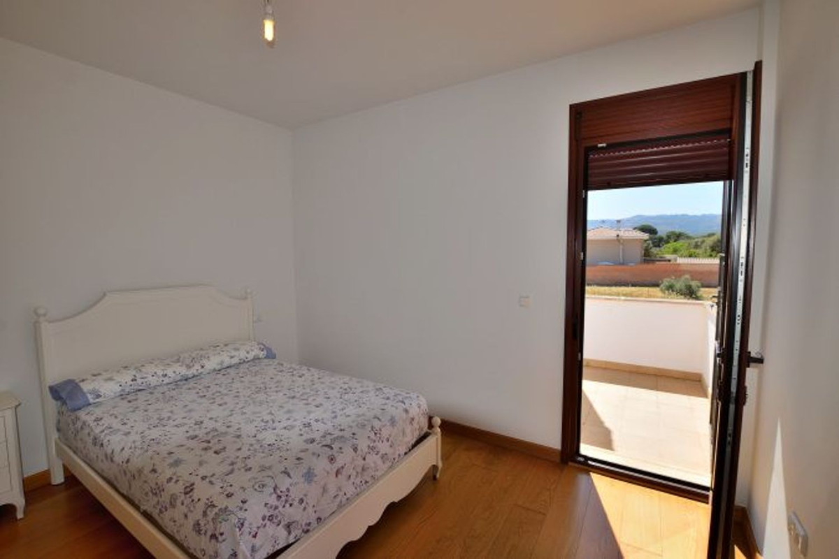 Se vende Villa - Chalet de 4 dormitorios en Costa Del Sol, Málaga, España