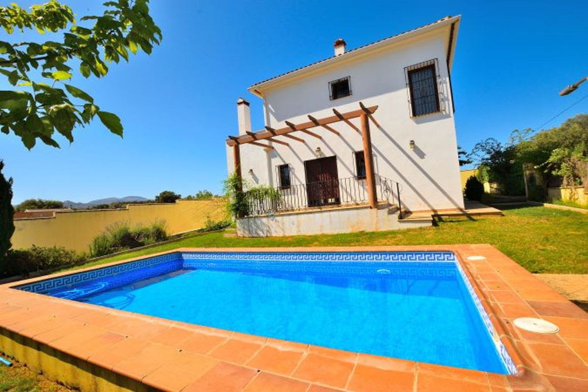 Se vende Villa - Chalet de 4 dormitorios en Costa Del Sol, Málaga, España