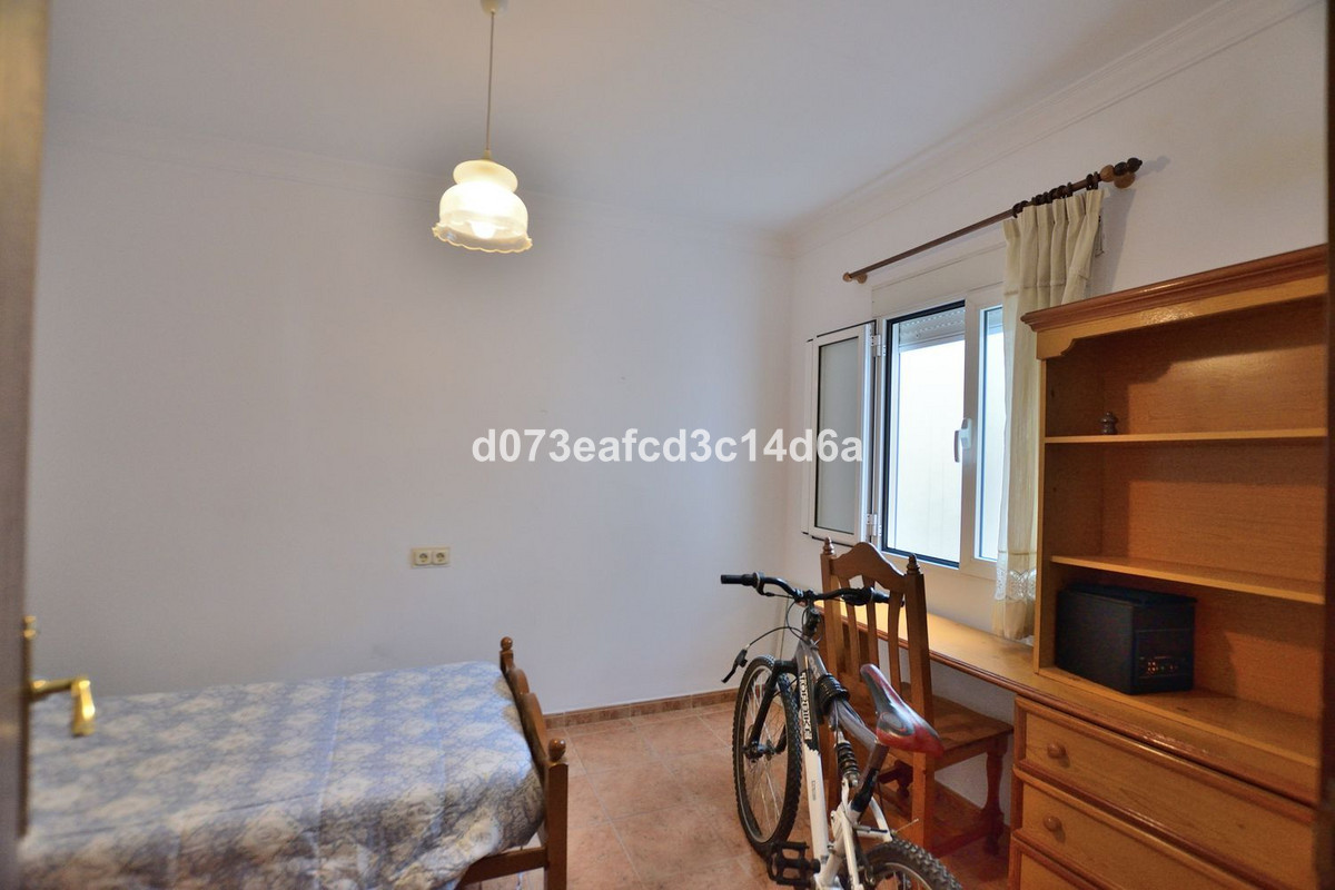 3 Bed Apartment for sale in Ronda Costa Del Sol, Málaga, Spain