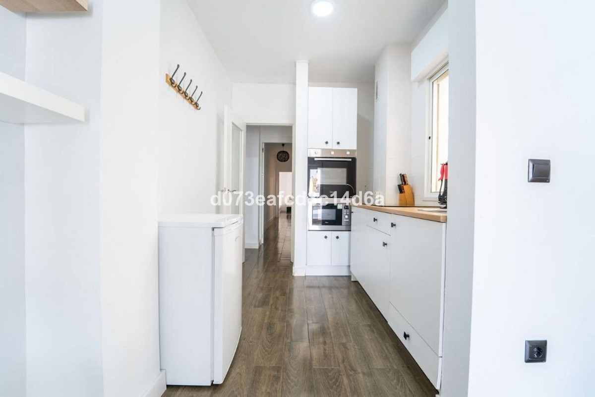 2 Bed Apartment for sale in Ronda Costa Del Sol, Málaga, Spain