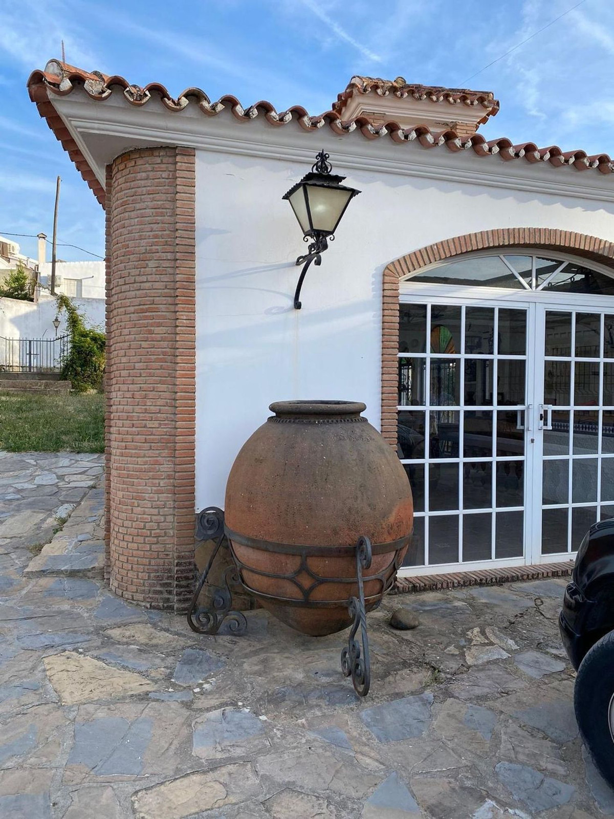 4 Bed Townhouse for sale in Arriate Costa Del Sol, Málaga, Spain