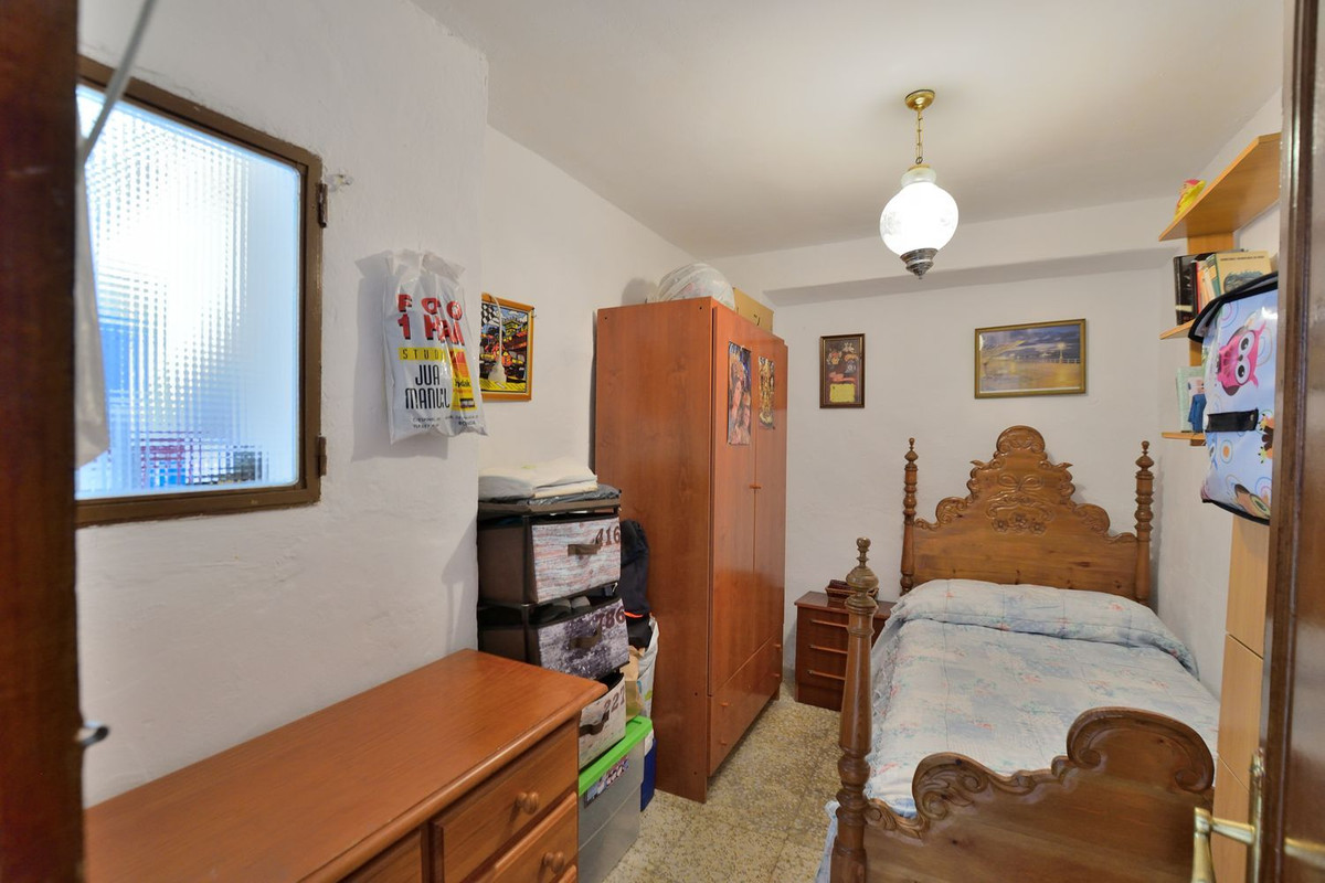 Se vende Apartamento Planta Baja de 4 dormitorios en Costa Del Sol, Málaga, España