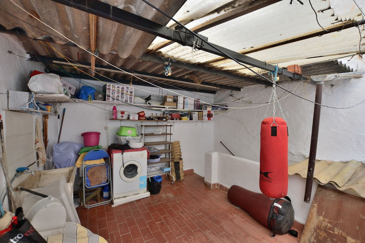 Se vende Apartamento Planta Baja de 4 dormitorios en Costa Del Sol, Málaga, España