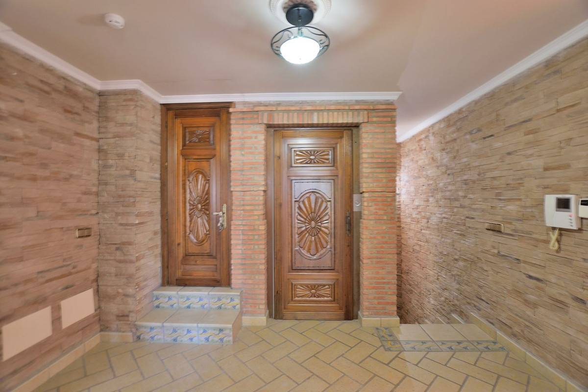 Se vende Villa - Chalet de 5 dormitorios en Costa Del Sol, Málaga, España
