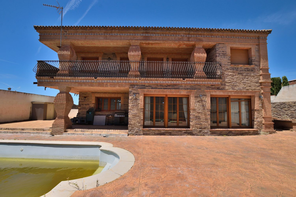 Se vende Villa - Chalet de 5 dormitorios en Costa Del Sol, Málaga, España