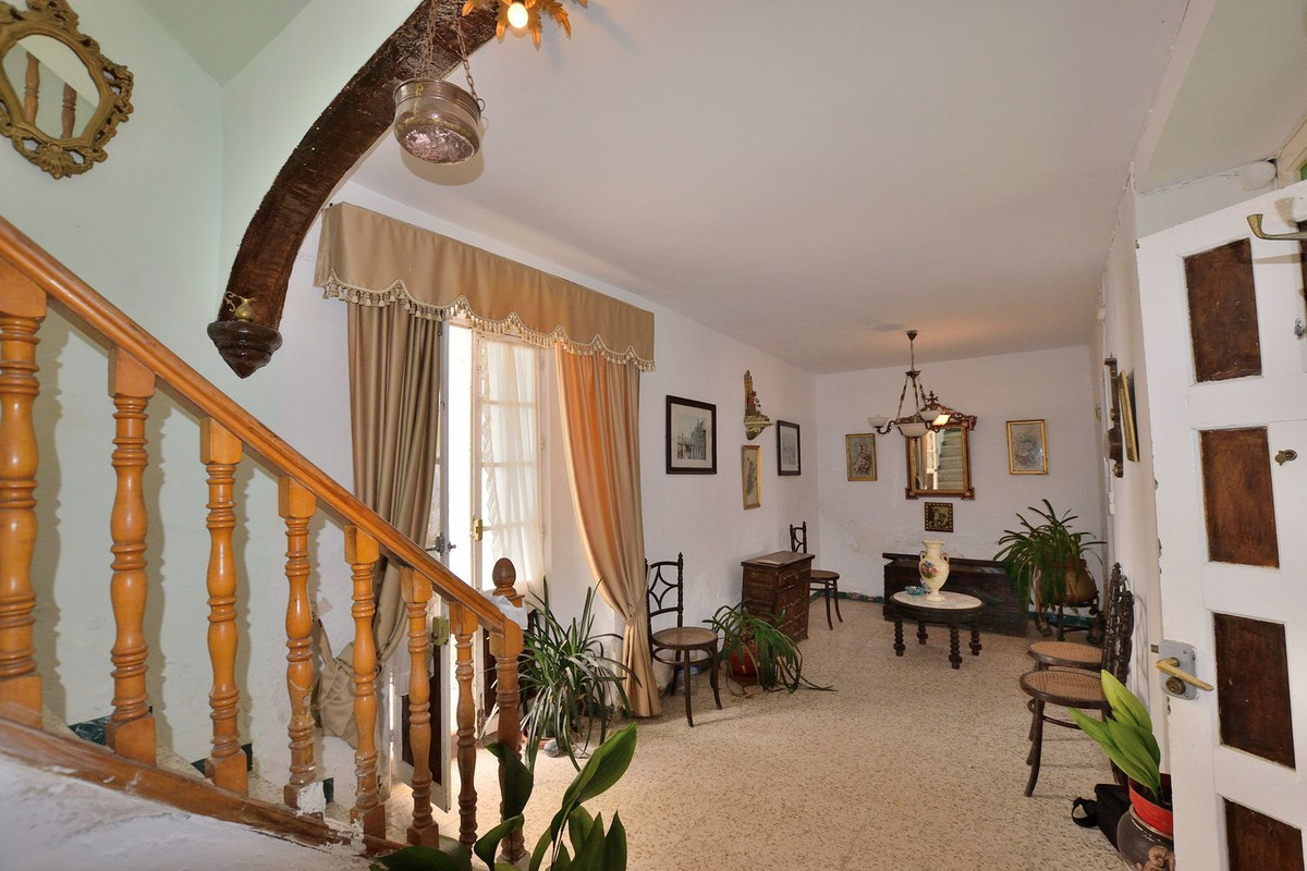 Se vende Adosada de 12 dormitorios en Costa Del Sol, Málaga, España