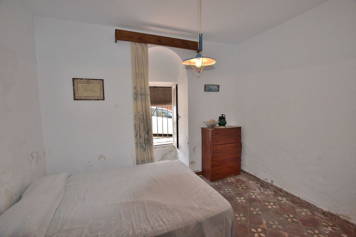 Se vende Adosada de 12 dormitorios en Costa Del Sol, Málaga, España