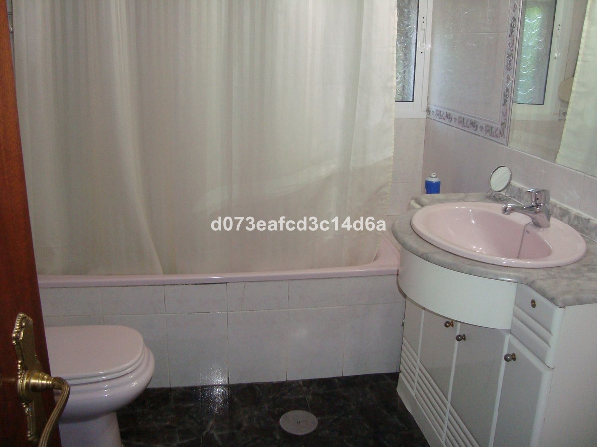 6 Bed Townhouse for sale in Ronda Costa Del Sol, Málaga, Spain