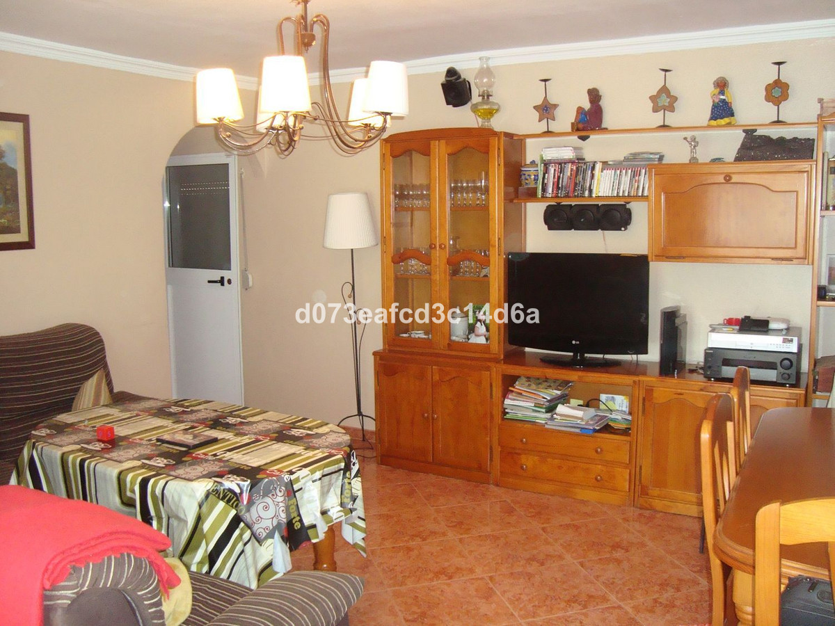 6 Bed Townhouse for sale in Ronda Costa Del Sol, Málaga, Spain
