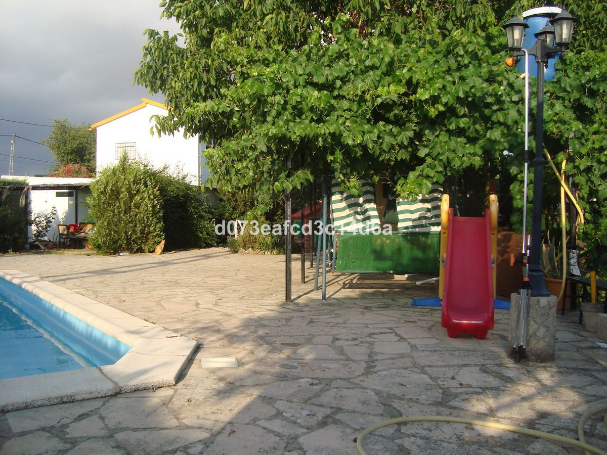 6 Bed Townhouse for sale in Ronda Costa Del Sol, Málaga, Spain