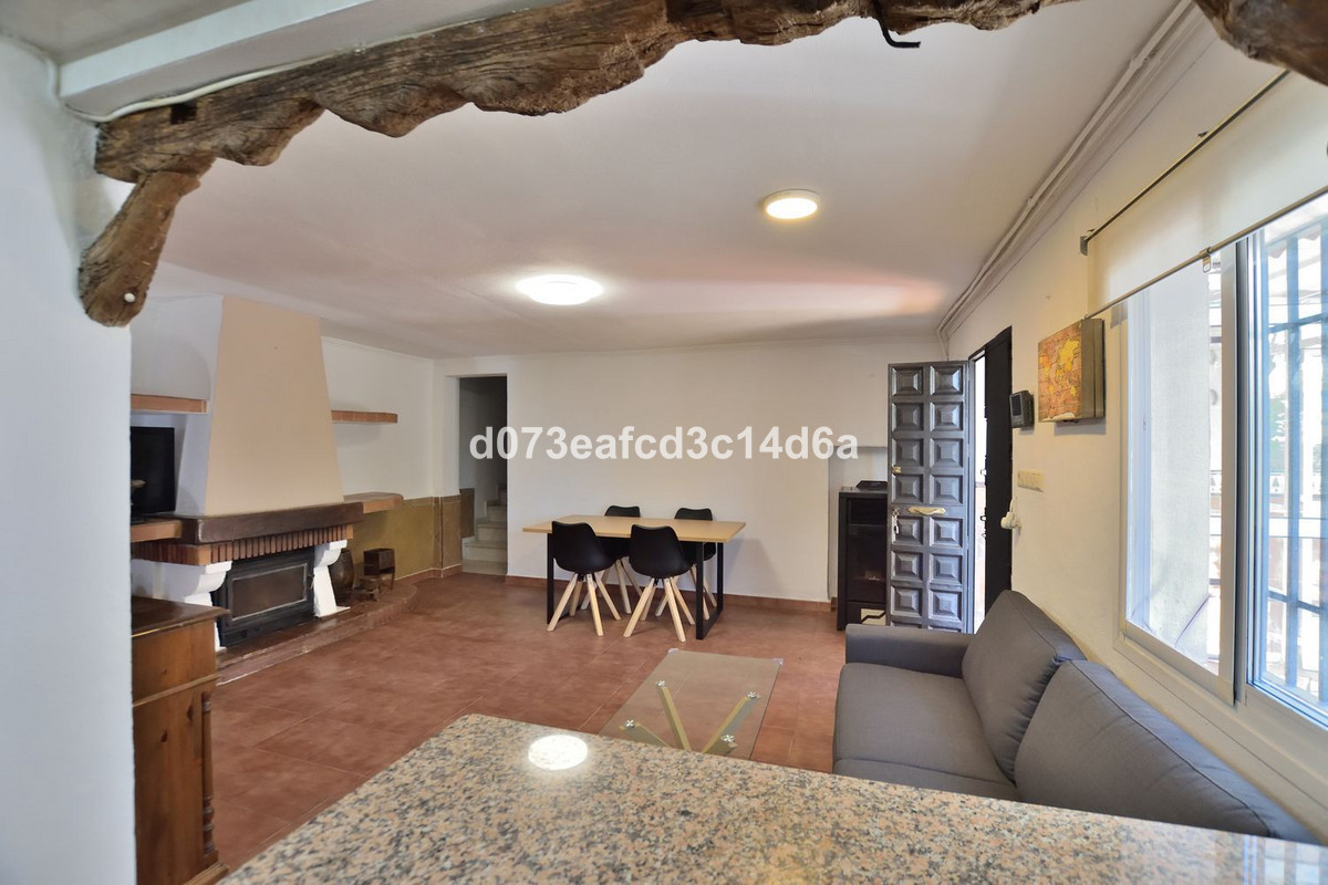 3 Bed Townhouse for sale in Ronda Costa Del Sol, Málaga, Spain