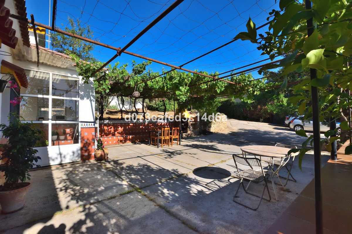 3 Bed Townhouse for sale in Ronda Costa Del Sol, Málaga, Spain