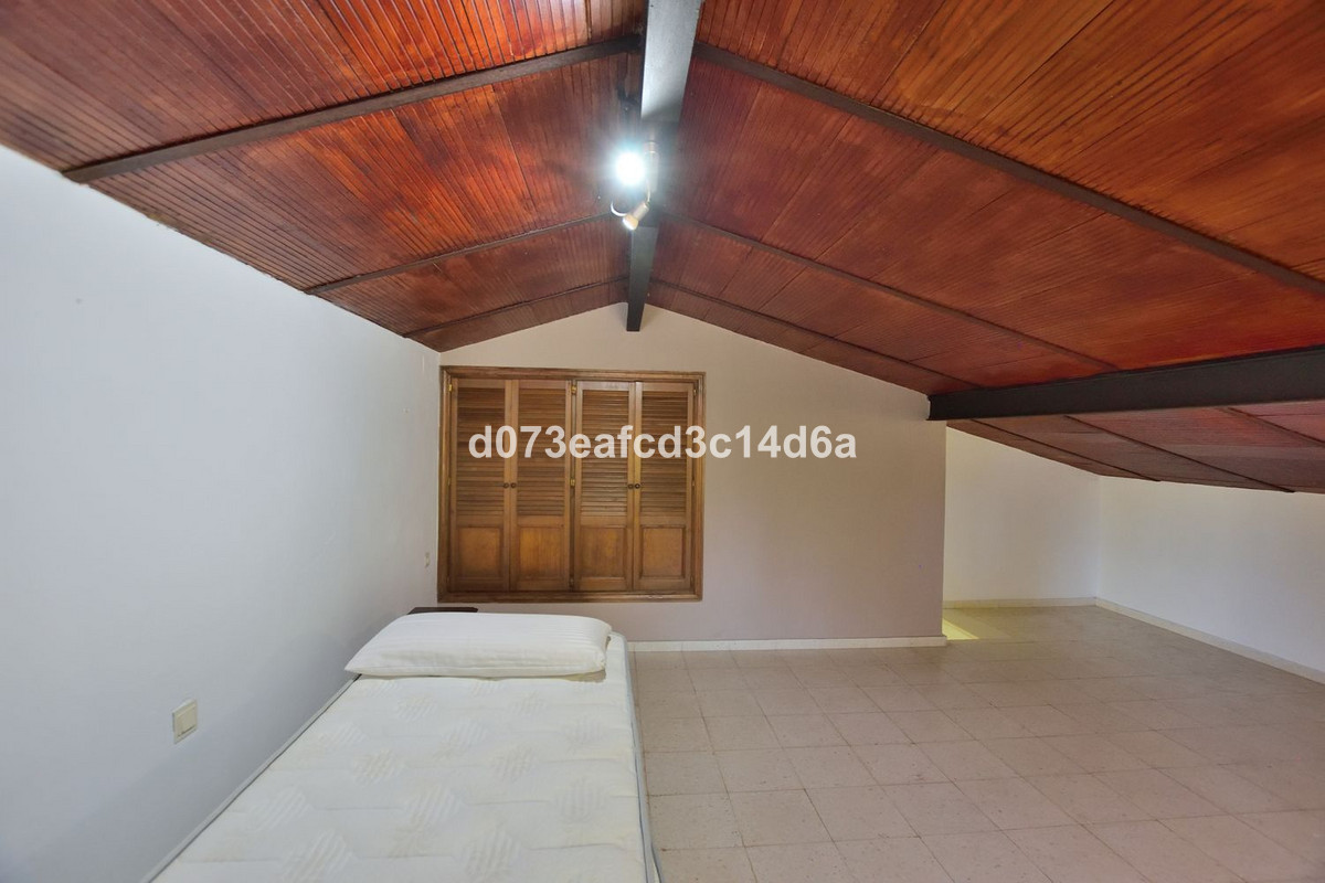 3 Bed Townhouse for sale in Ronda Costa Del Sol, Málaga, Spain