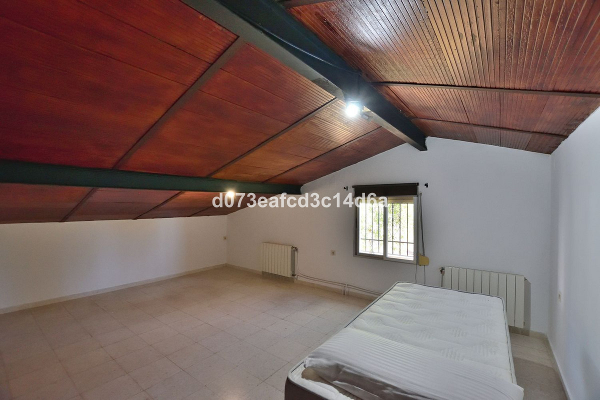 3 Bed Townhouse for sale in Ronda Costa Del Sol, Málaga, Spain
