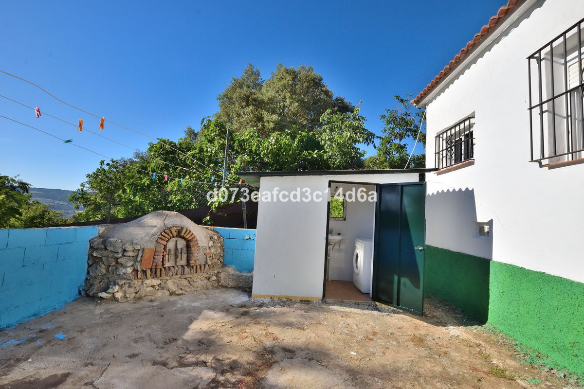 3 Bed Townhouse for sale in Ronda Costa Del Sol, Málaga, Spain