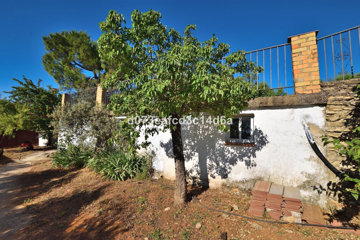 3 Bed Townhouse for sale in Ronda Costa Del Sol, Málaga, Spain
