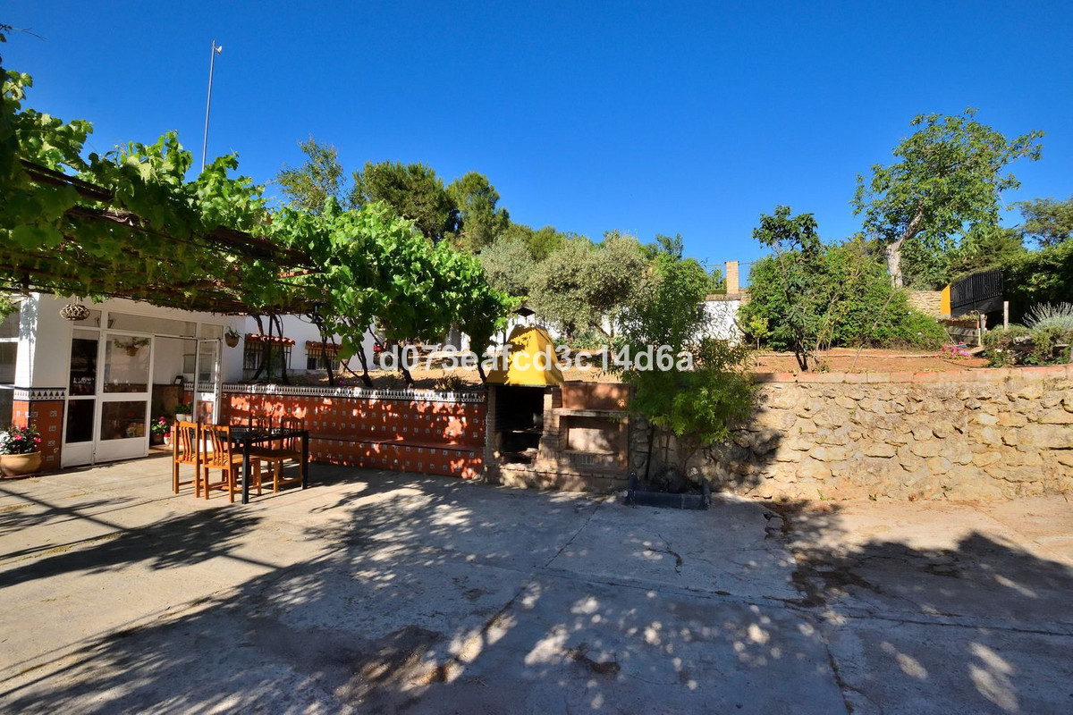 3 Bed Townhouse for sale in Ronda Costa Del Sol, Málaga, Spain