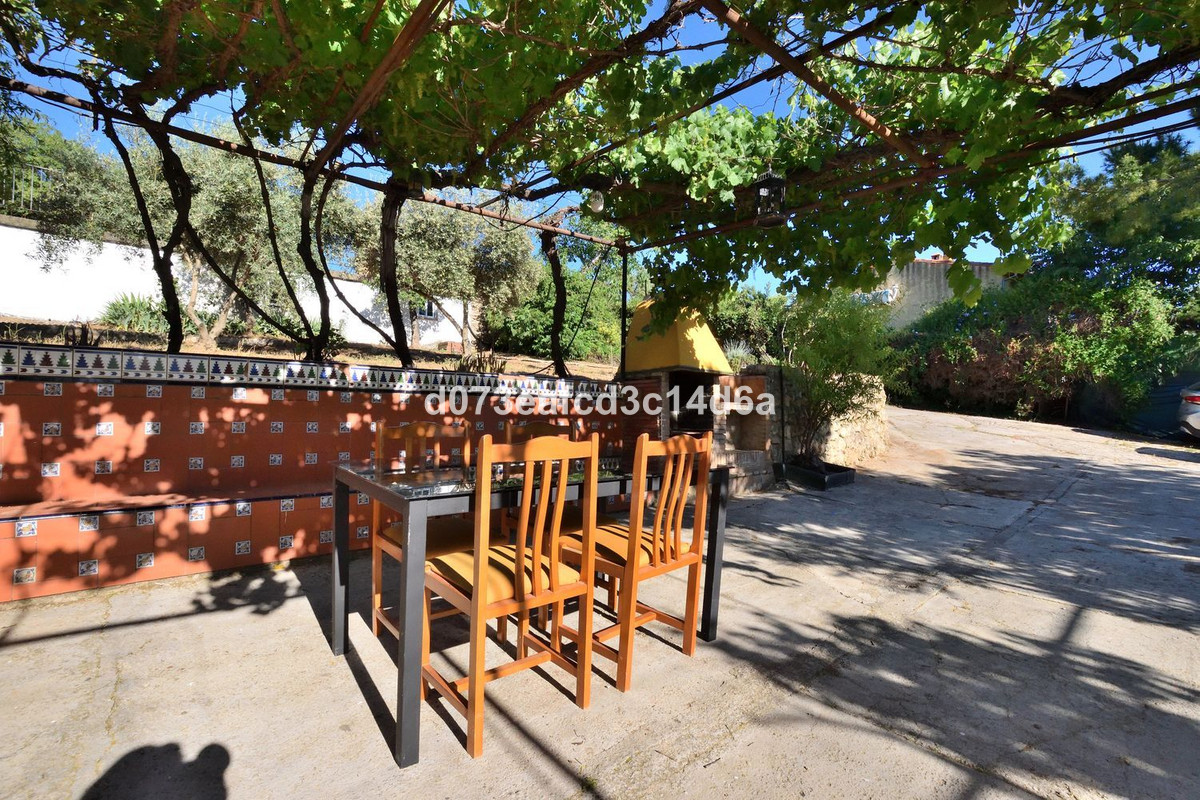 3 Bed Townhouse for sale in Ronda Costa Del Sol, Málaga, Spain