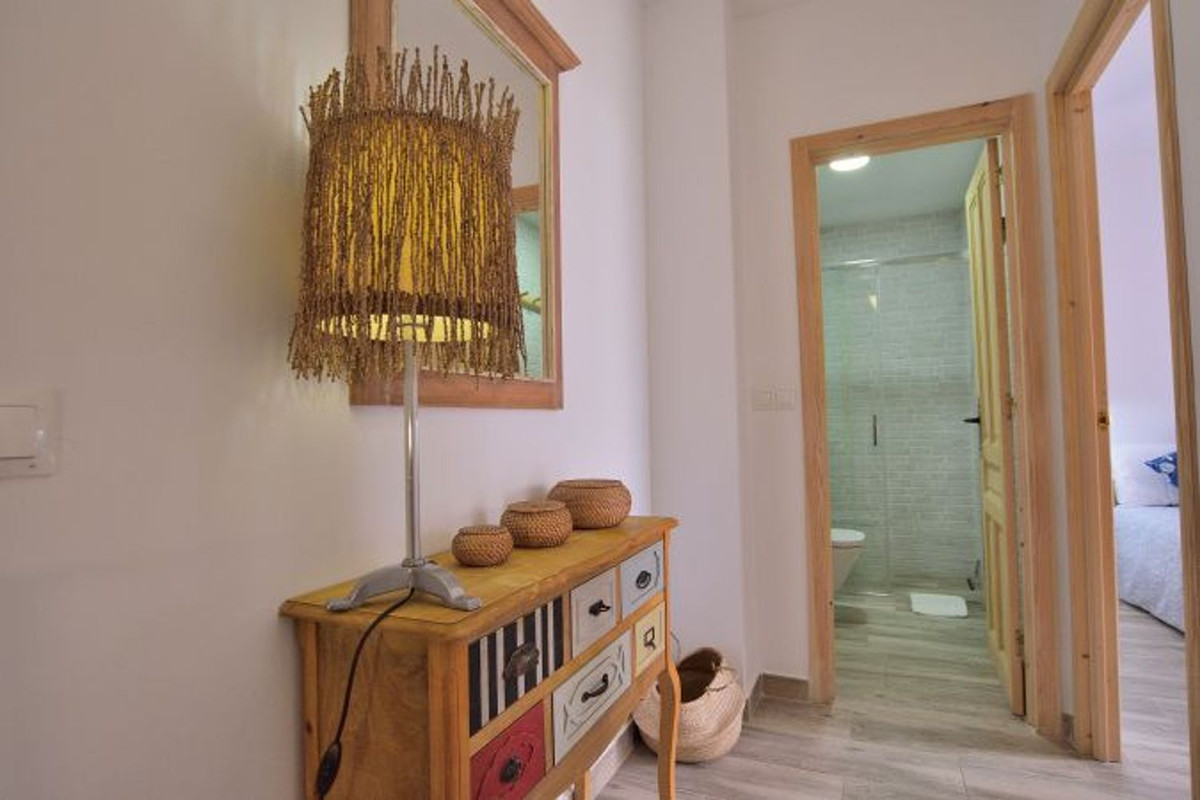 5 Bed Townhouse for sale in Montejaque Costa Del Sol, Málaga, Spain