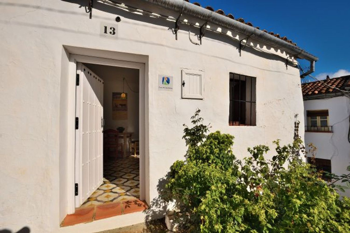 2 Bed Townhouse for sale in Montejaque Costa Del Sol, Málaga, Spain