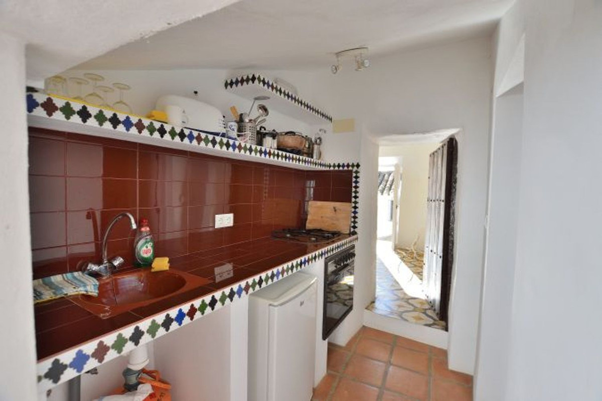 2 Bed Townhouse for sale in Montejaque Costa Del Sol, Málaga, Spain