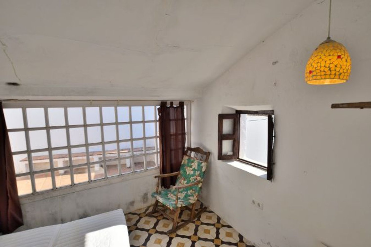 2 Bed Townhouse for sale in Montejaque Costa Del Sol, Málaga, Spain