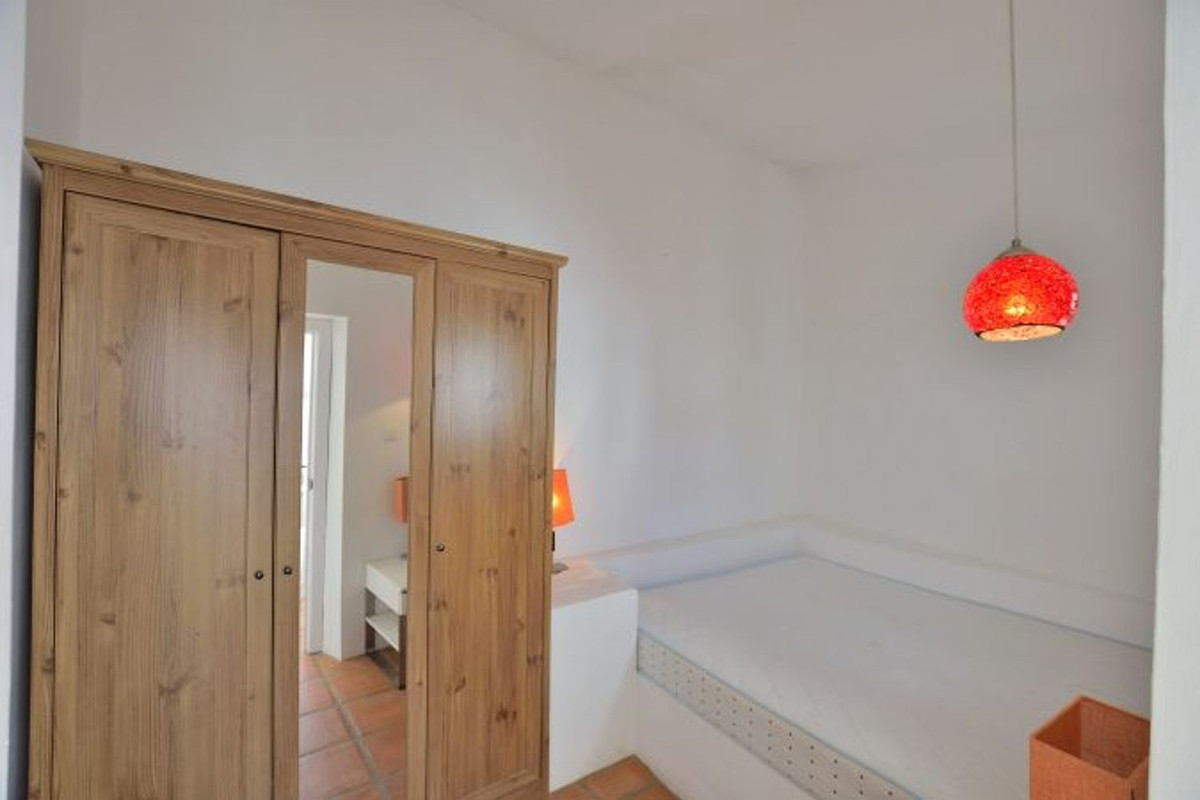 2 Bed Townhouse for sale in Montejaque Costa Del Sol, Málaga, Spain