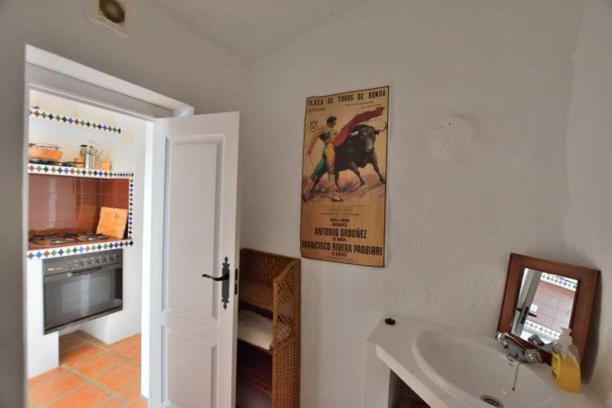 2 Bed Townhouse for sale in Montejaque Costa Del Sol, Málaga, Spain