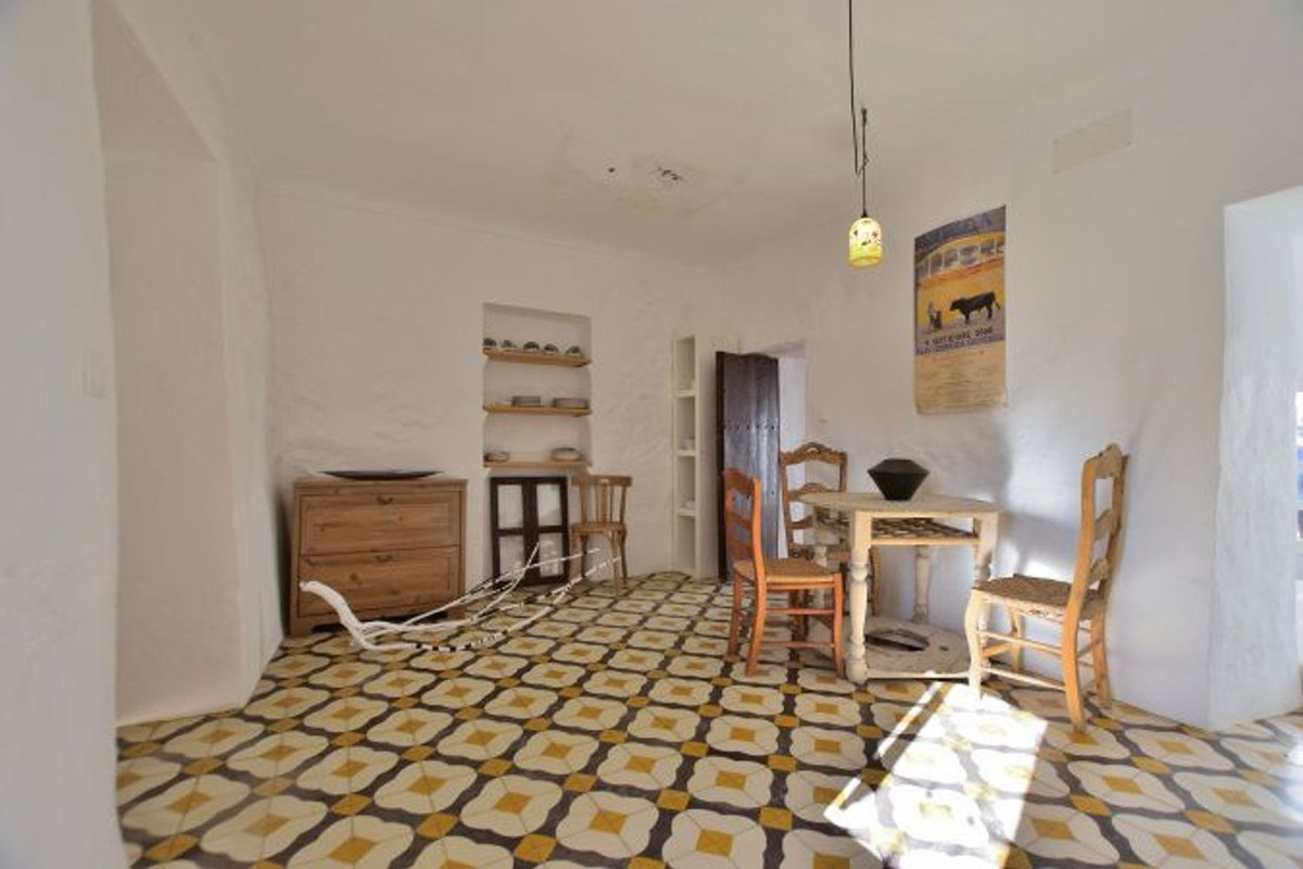 2 Bed Townhouse for sale in Montejaque Costa Del Sol, Málaga, Spain