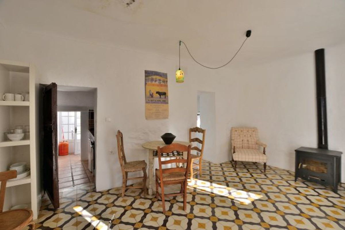 2 Bed Townhouse for sale in Montejaque Costa Del Sol, Málaga, Spain