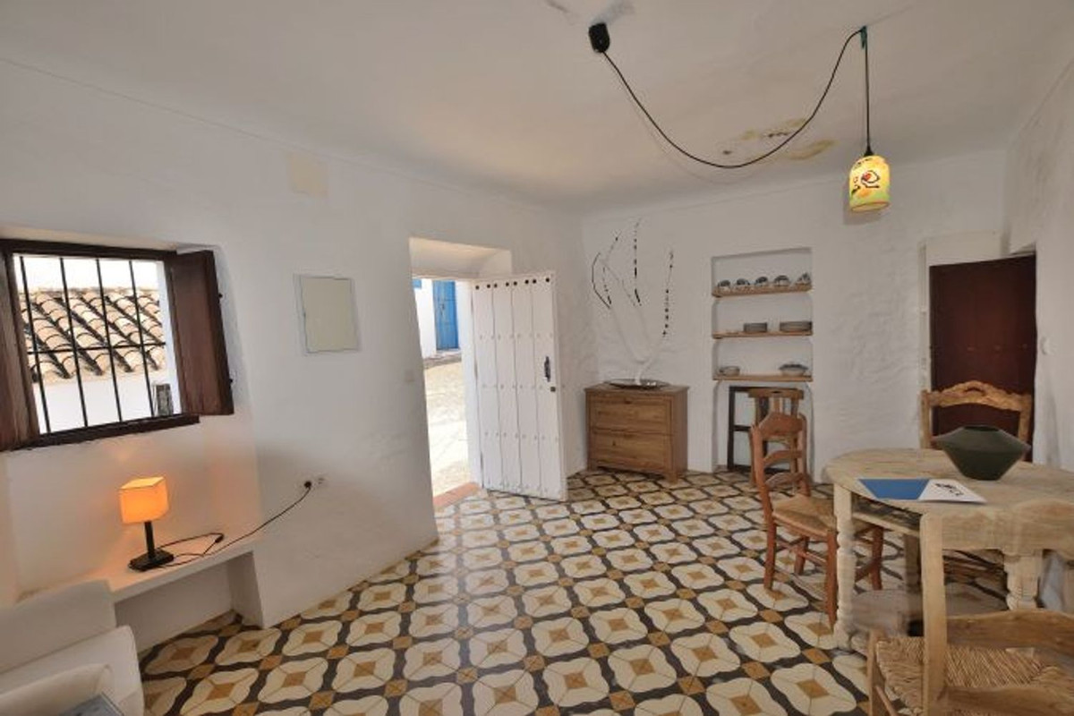 2 Bed Townhouse for sale in Montejaque Costa Del Sol, Málaga, Spain