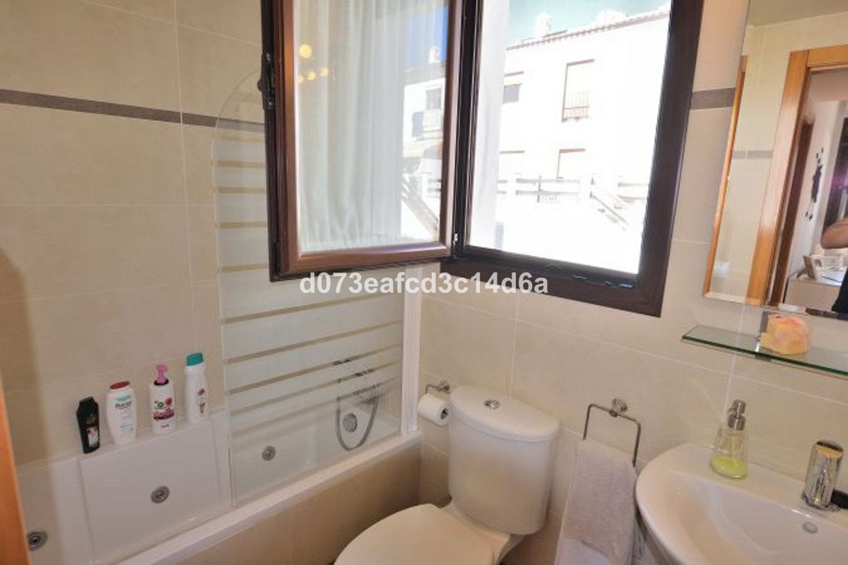 3 Bed Townhouse for sale in Montejaque Costa Del Sol, Málaga, Spain