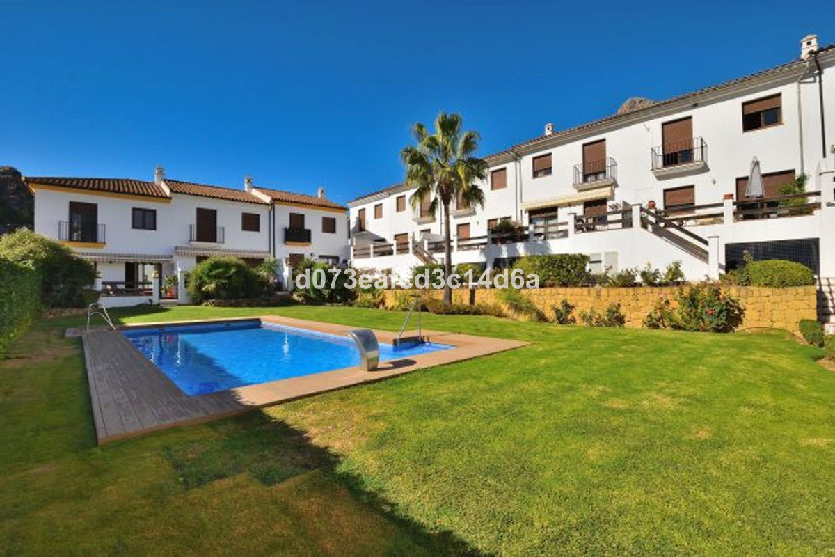 3 Bed Townhouse for sale in Montejaque Costa Del Sol, Málaga, Spain