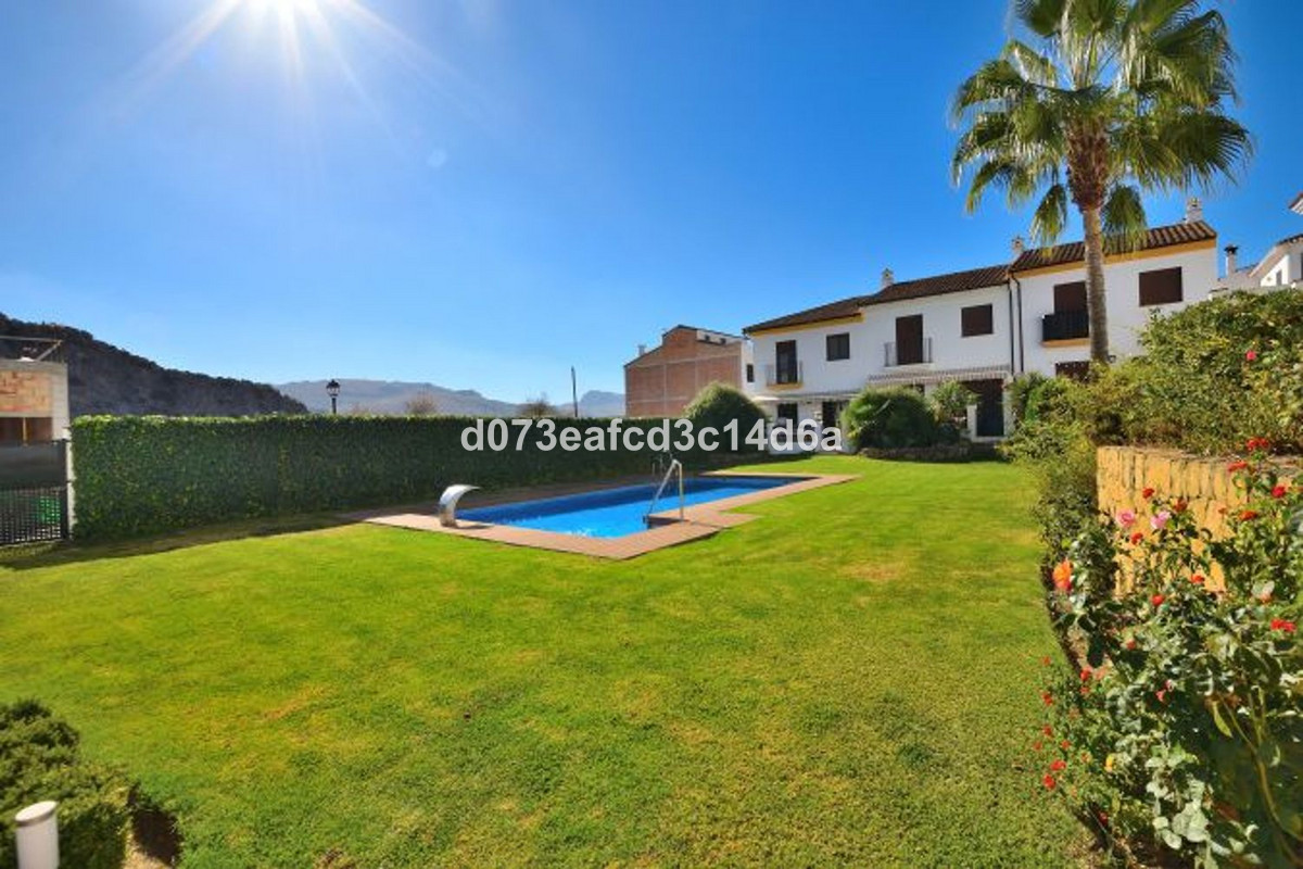 3 Bed Townhouse for sale in Montejaque Costa Del Sol, Málaga, Spain
