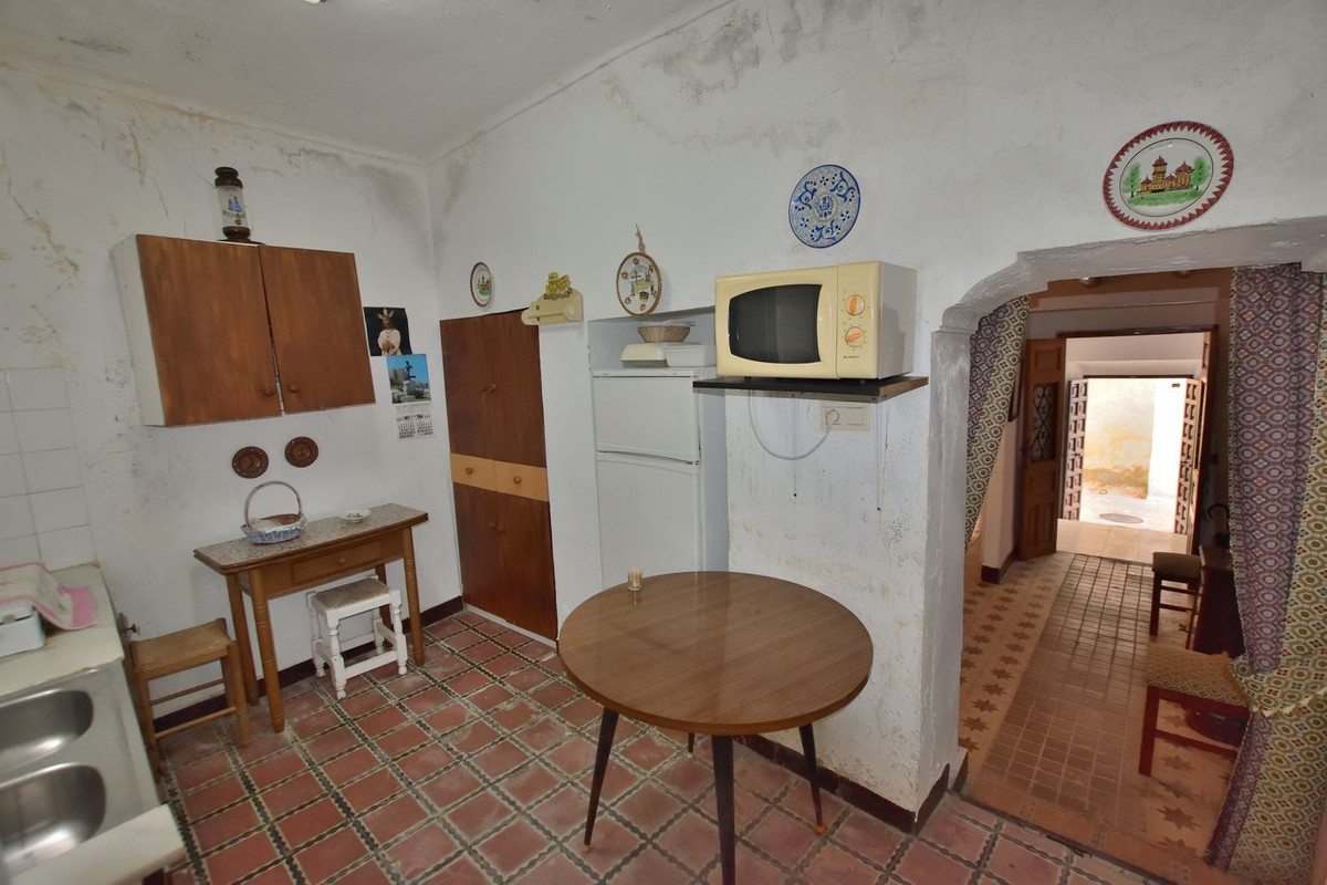3 Bed Townhouse for sale in Cañete La Real Costa Del Sol, Málaga, Spain
