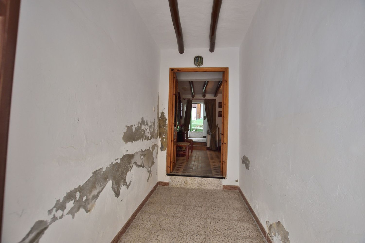 3 Bed Townhouse for sale in Cañete La Real Costa Del Sol, Málaga, Spain