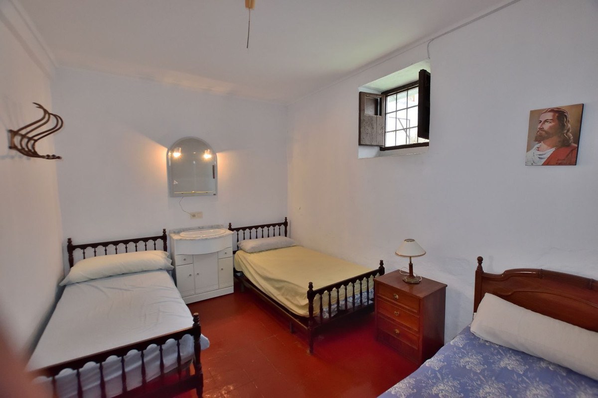 3 Bed Townhouse for sale in Cañete La Real Costa Del Sol, Málaga, Spain