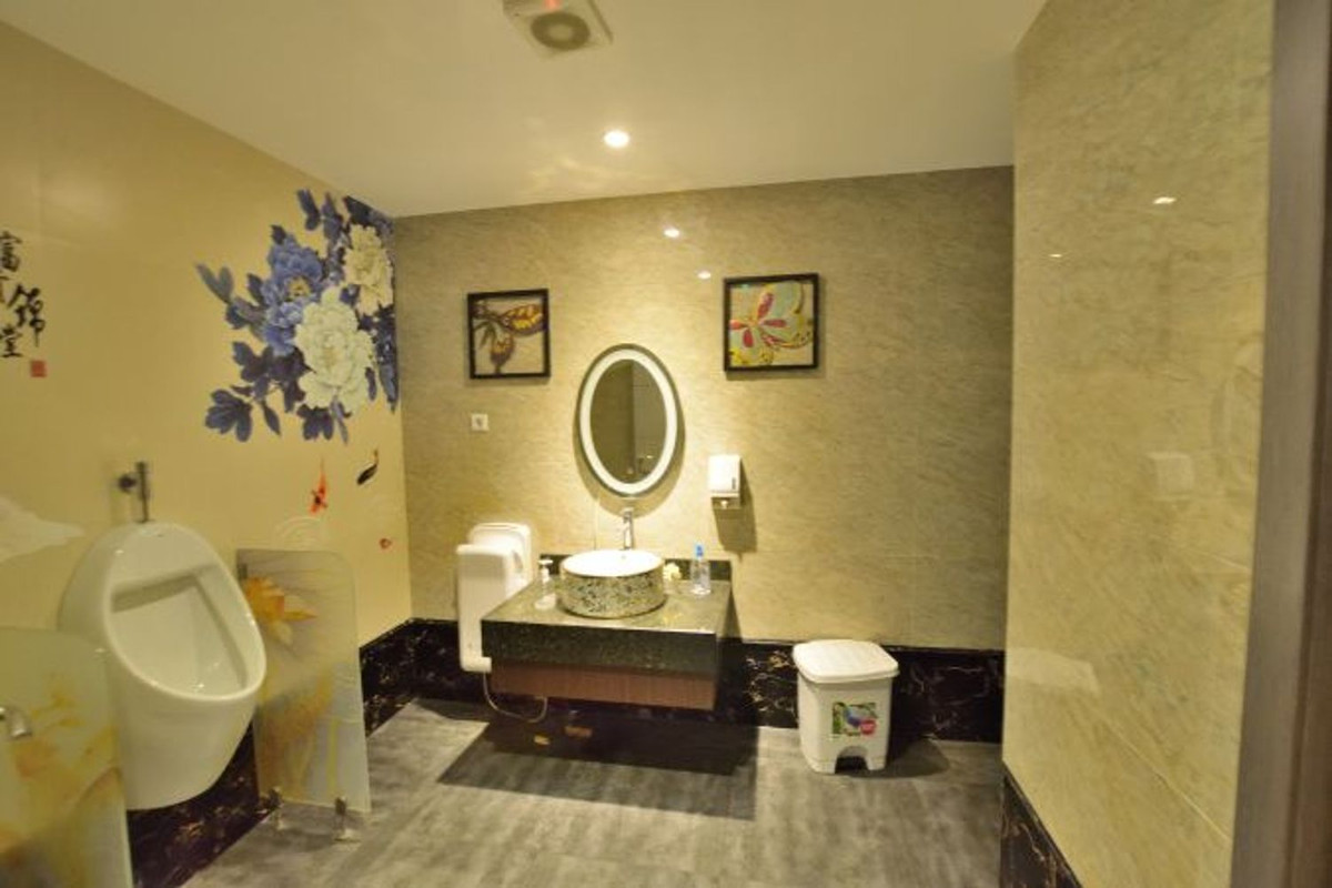 Commercial unit for sale in Ronda Costa Del Sol, Málaga, Spain