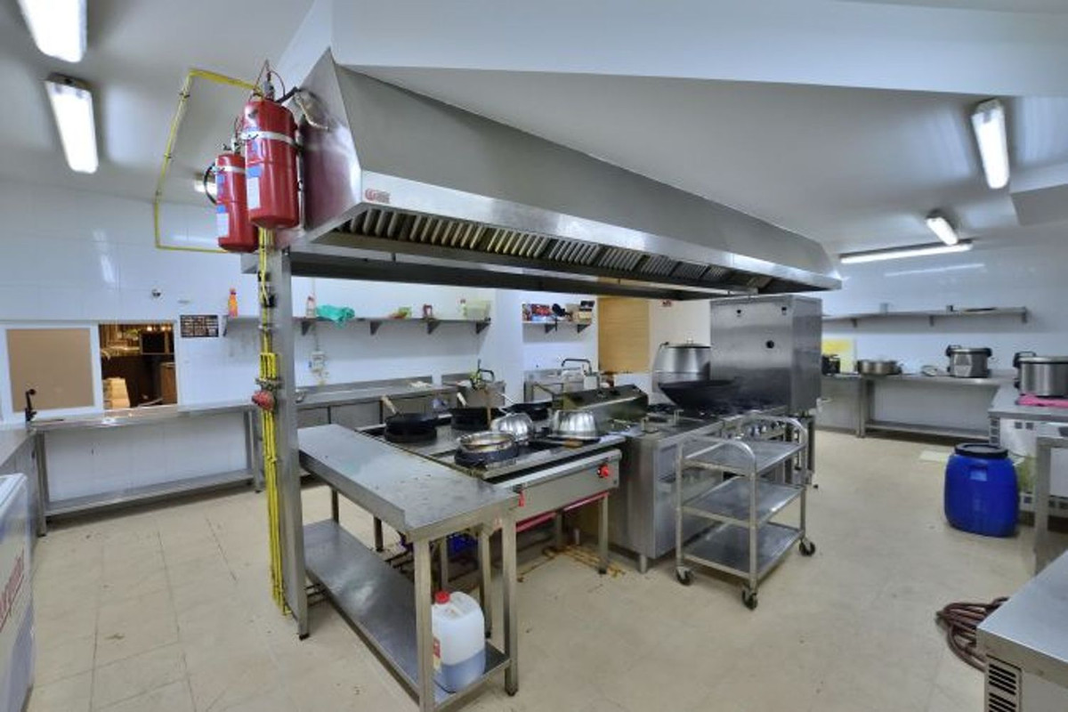 Commercial unit for sale in Ronda Costa Del Sol, Málaga, Spain