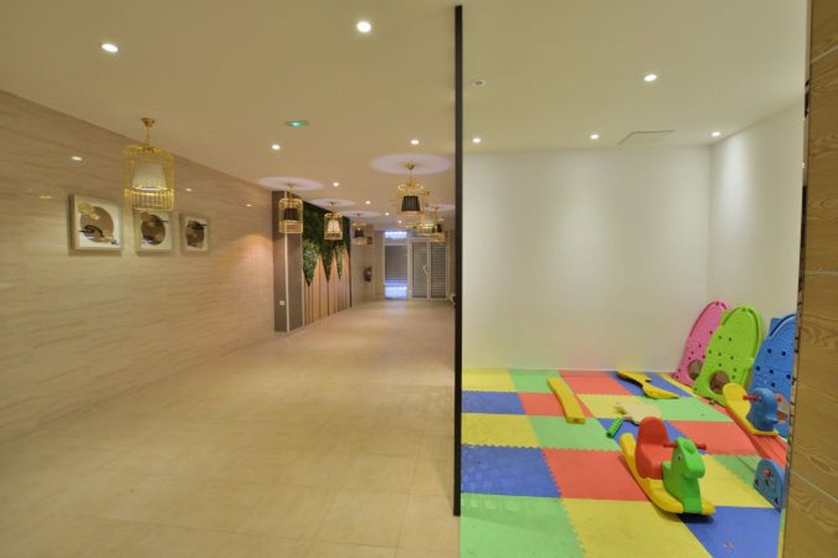 Commercial unit for sale in Ronda Costa Del Sol, Málaga, Spain