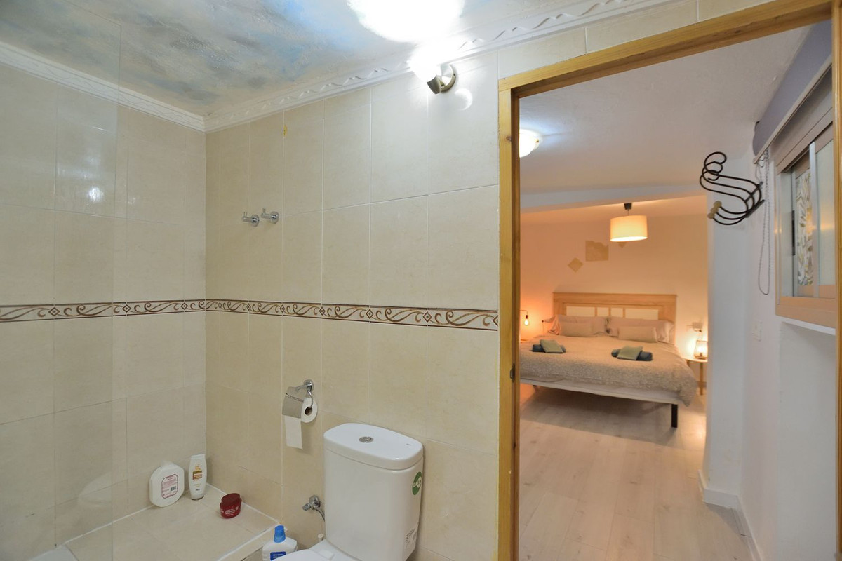 3 Bed Townhouse for sale in Ronda Costa Del Sol, Málaga, Spain