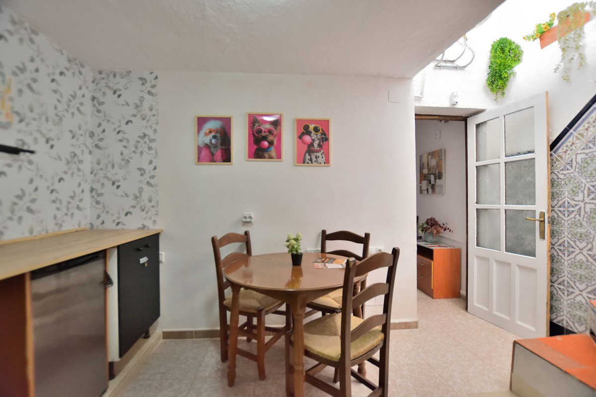 3 Bed Townhouse for sale in Ronda Costa Del Sol, Málaga, Spain