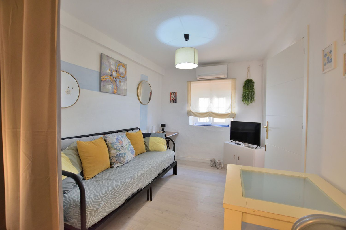3 Bed Townhouse for sale in Ronda Costa Del Sol, Málaga, Spain