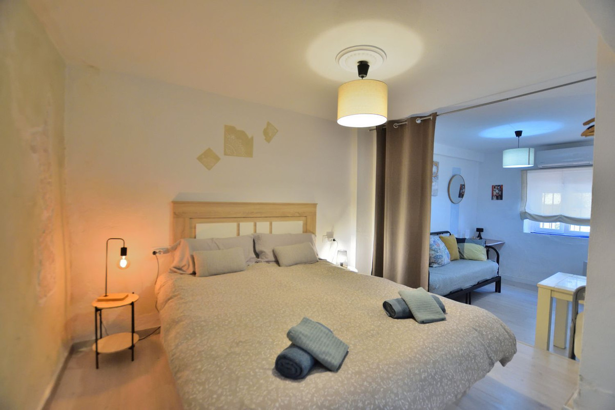 3 Bed Townhouse for sale in Ronda Costa Del Sol, Málaga, Spain