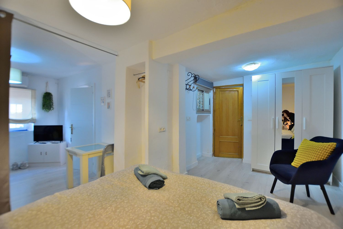 3 Bed Townhouse for sale in Ronda Costa Del Sol, Málaga, Spain