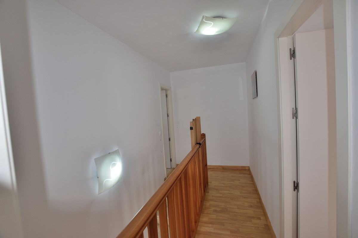 2 Bed Townhouse for sale in Cuevas Del Becerro Costa Del Sol, Málaga, Spain