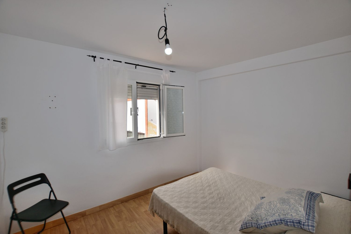 2 Bed Townhouse for sale in Cuevas Del Becerro Costa Del Sol, Málaga, Spain
