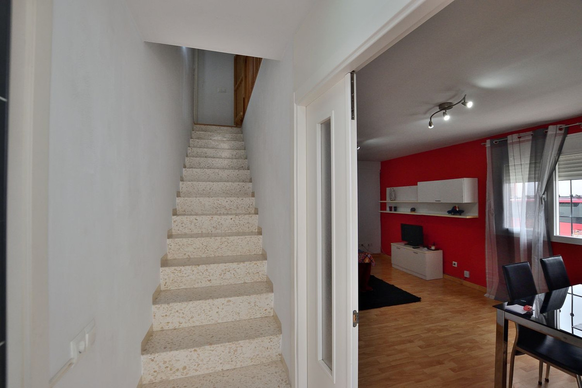 2 Bed Townhouse for sale in Cuevas Del Becerro Costa Del Sol, Málaga, Spain